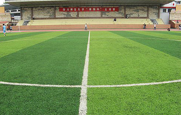 川师足球场