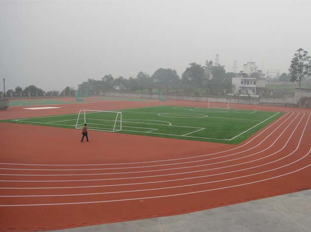 合川渭溪中学运动场