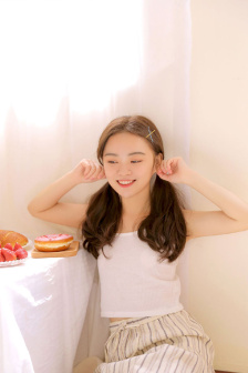 张柏芝大荫蒂毛茸茸