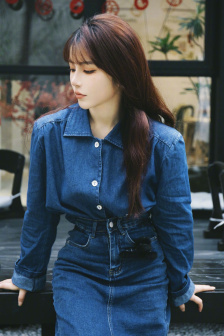 厨房将她双腿分得更开电影