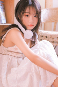 尘冰tk一视频丨vk挠脚心